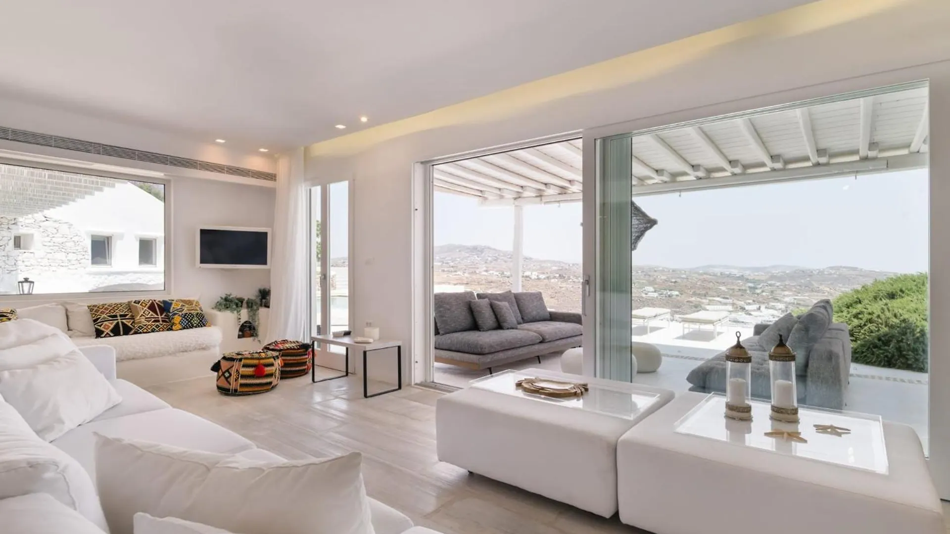 Exclusive Above Nammos Villa Villa Mystique Overlooking Famous Nammos Bar-Restaurant Infinity Pool Outdoor Bar And Bbq Mykonos Psarou